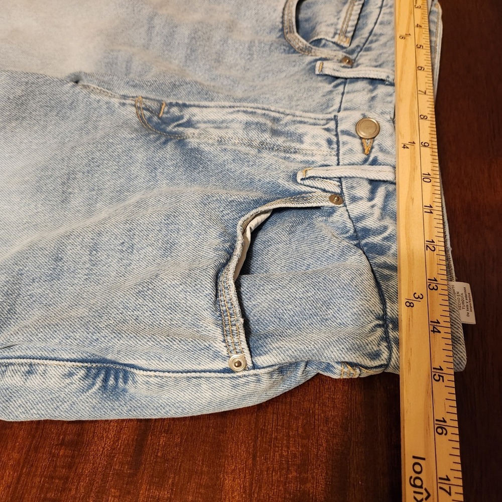 Good American Good 90's Relaxed Jean High Rise Distressed Straight Leg Size 6/28 - Picture 11 of 13